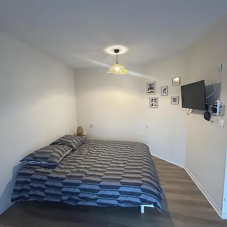 Climatise Avec Parking Securisee 105 * Agen